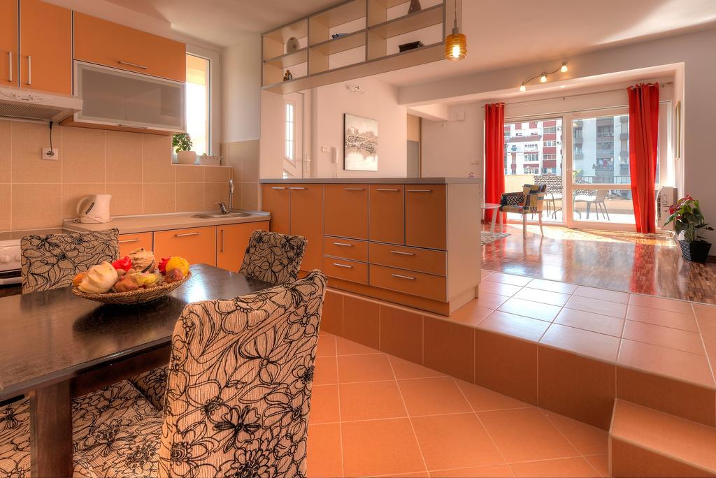 Apartments City Center Tivat Exterior photo