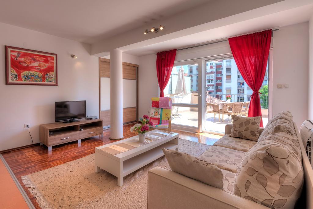 Apartments City Center Tivat Exterior photo