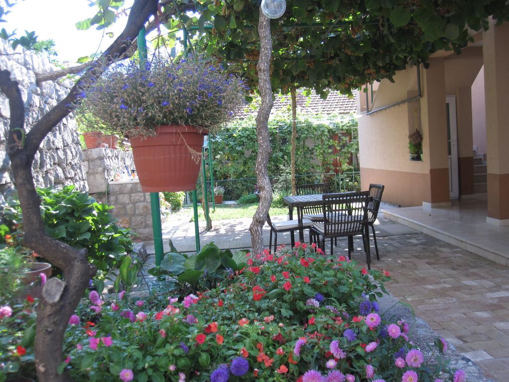 Apartments City Center Tivat Exterior photo